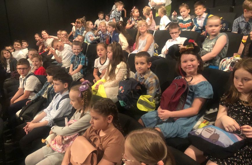 „Przygody Pchły Szachrajki”