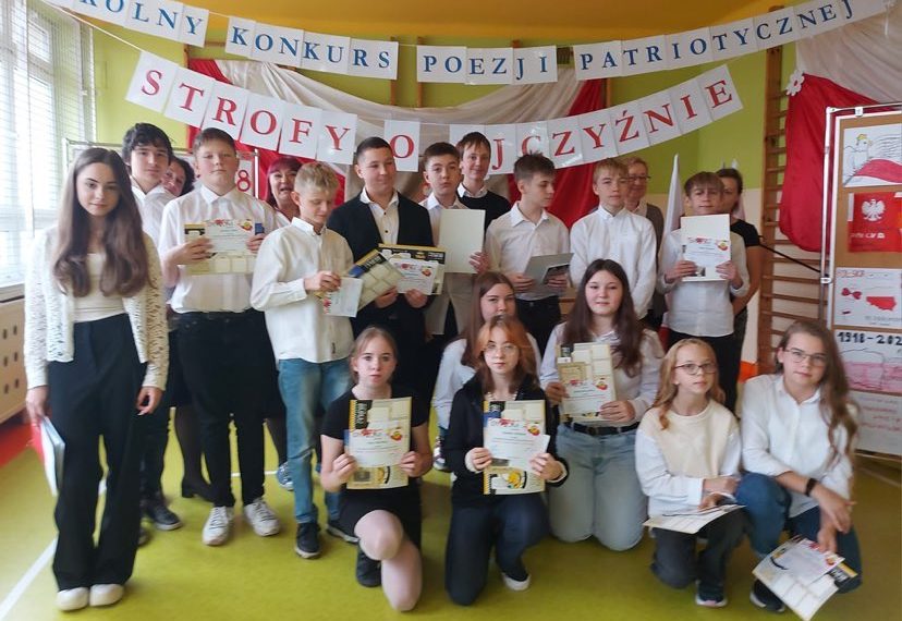 Laureaci konkursu recytatorskiego