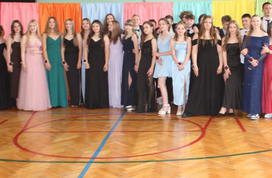 Bal ósmych klas